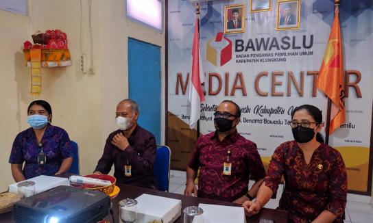 Bawaslu Klungkung Adakan Rapat Manjemen SDM Pengawas dan Kesekretariatan 