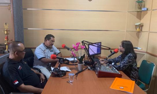 Anggota Bawaslu Klungkung Menjadi Narasumber Dalam Dialog Interaktif, Radio Semarapura 