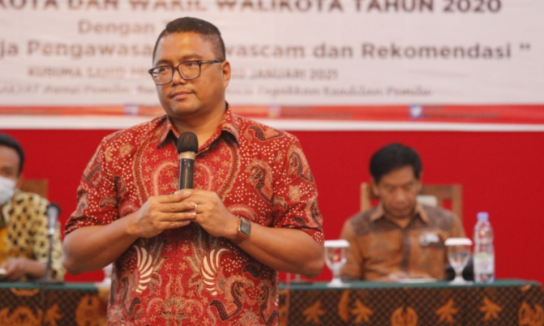 Fritz Minta Pengawas Tuliskan Pengalaman Awasi Pilkada 2020