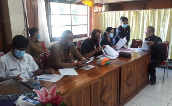 Rapat Bersama Pembahasan Draf MoU Antara Bawaslu Klungkung Dengan Pemerintah Kabupaten Klungkung 